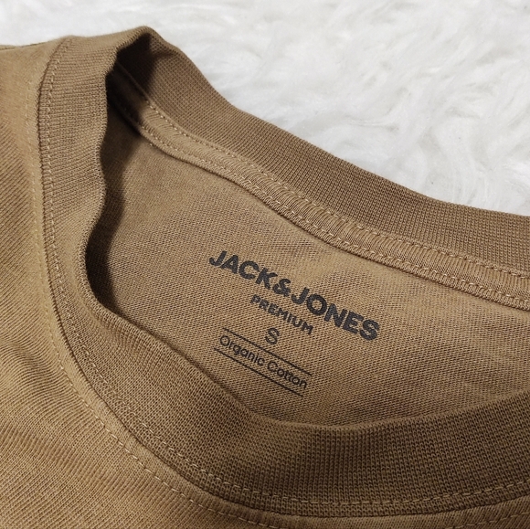 Jack & Jones brown tshirt - Picture 2 of 4